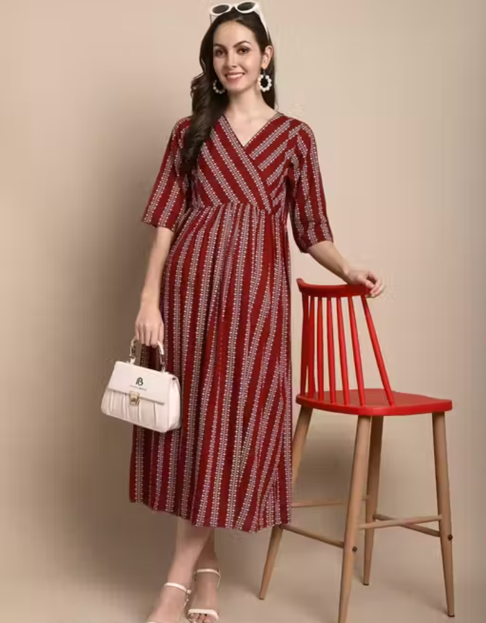 MamaVibez Maroon Cotton Maternity & Feeding Kurti